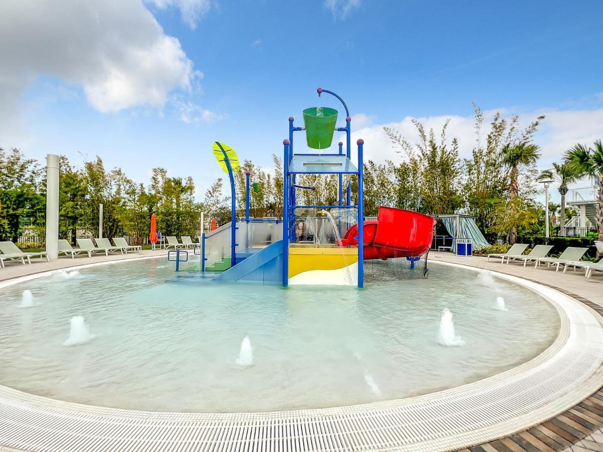 Windsor Island Vacation Pool Home ดาเวนพอร์ต ภายนอก รูปภาพ