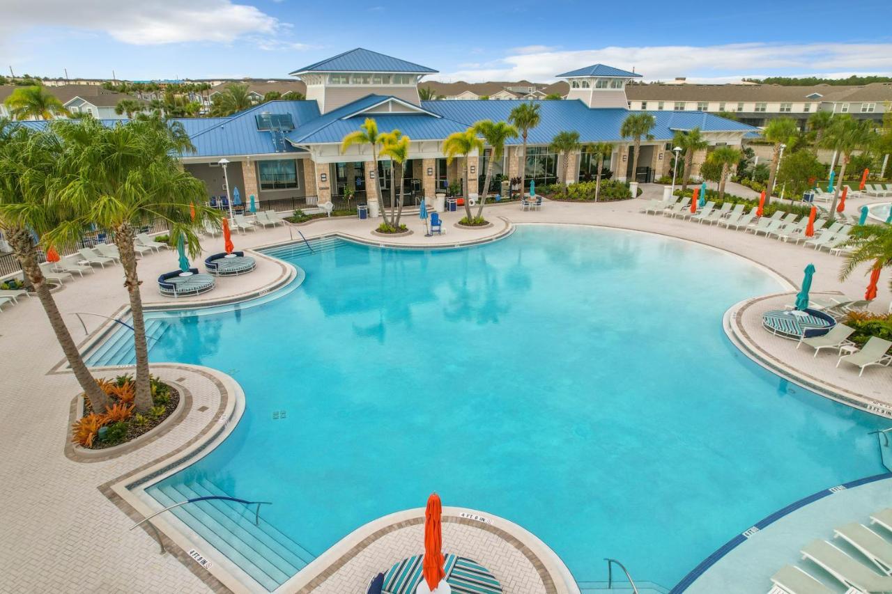 Windsor Island Vacation Pool Home ดาเวนพอร์ต ภายนอก รูปภาพ